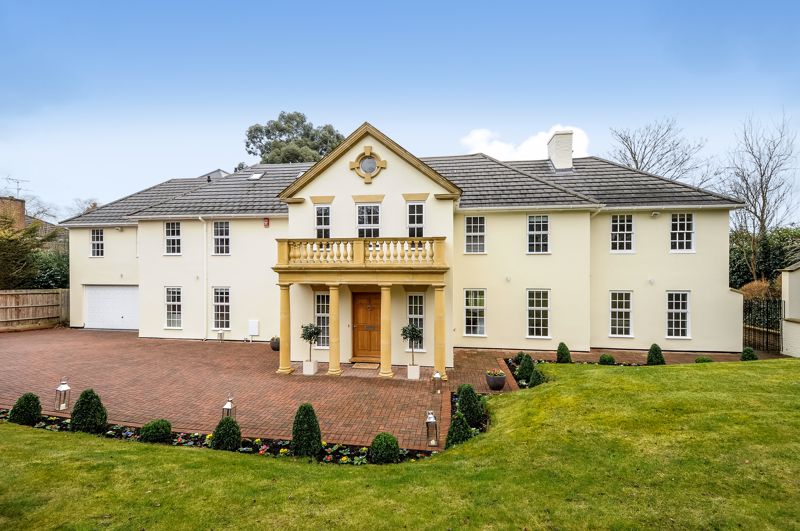 Property in Fishers Wood, Ascot, Berkshire, SL5 0JF