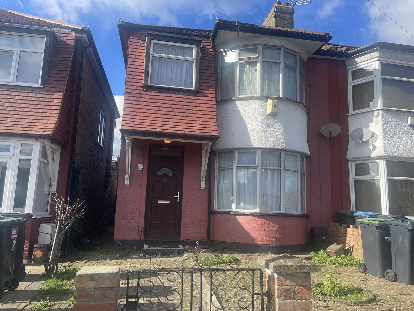 Kendal Avenue, London, N18