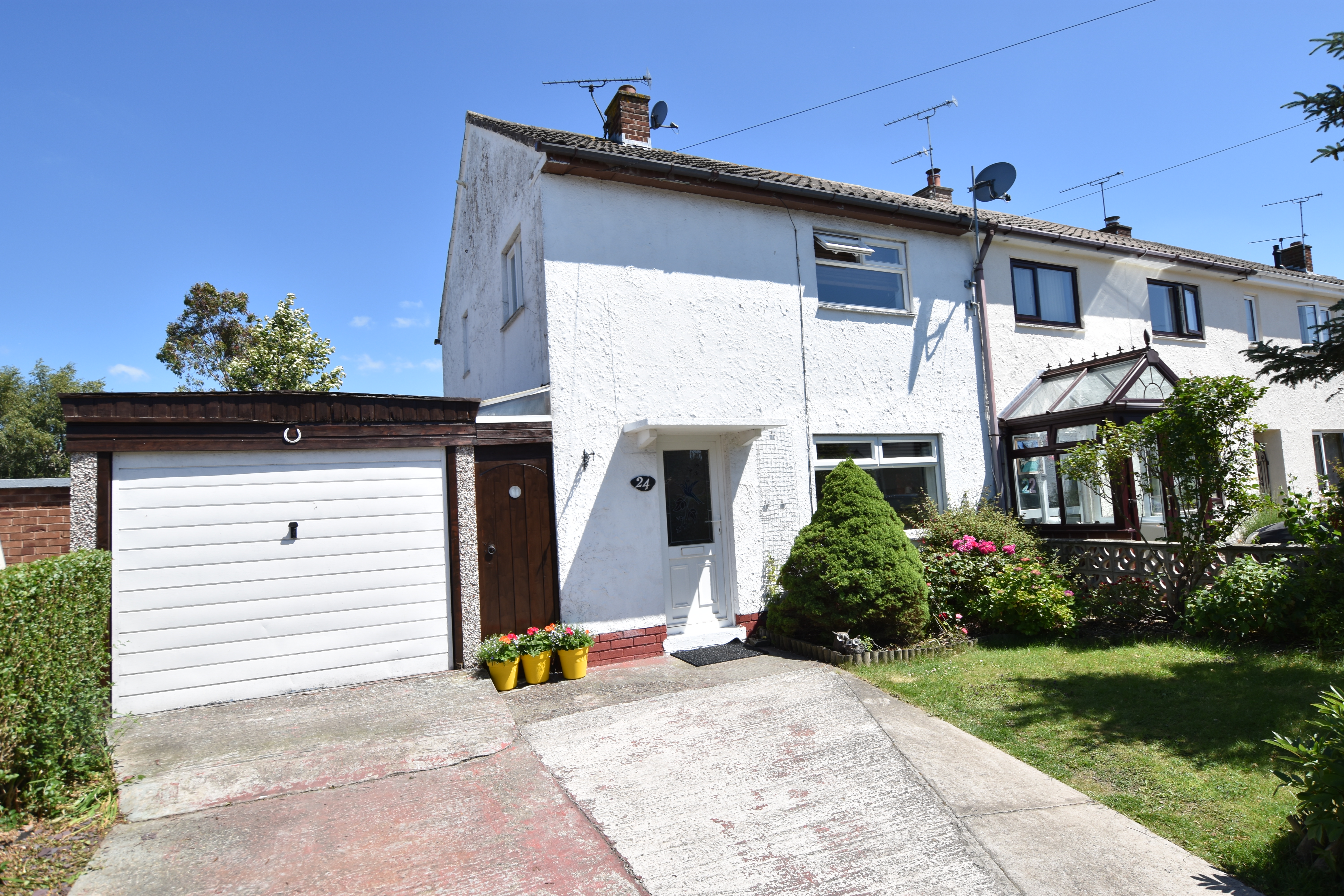 Property in Queens Crescent, Chester, CH2