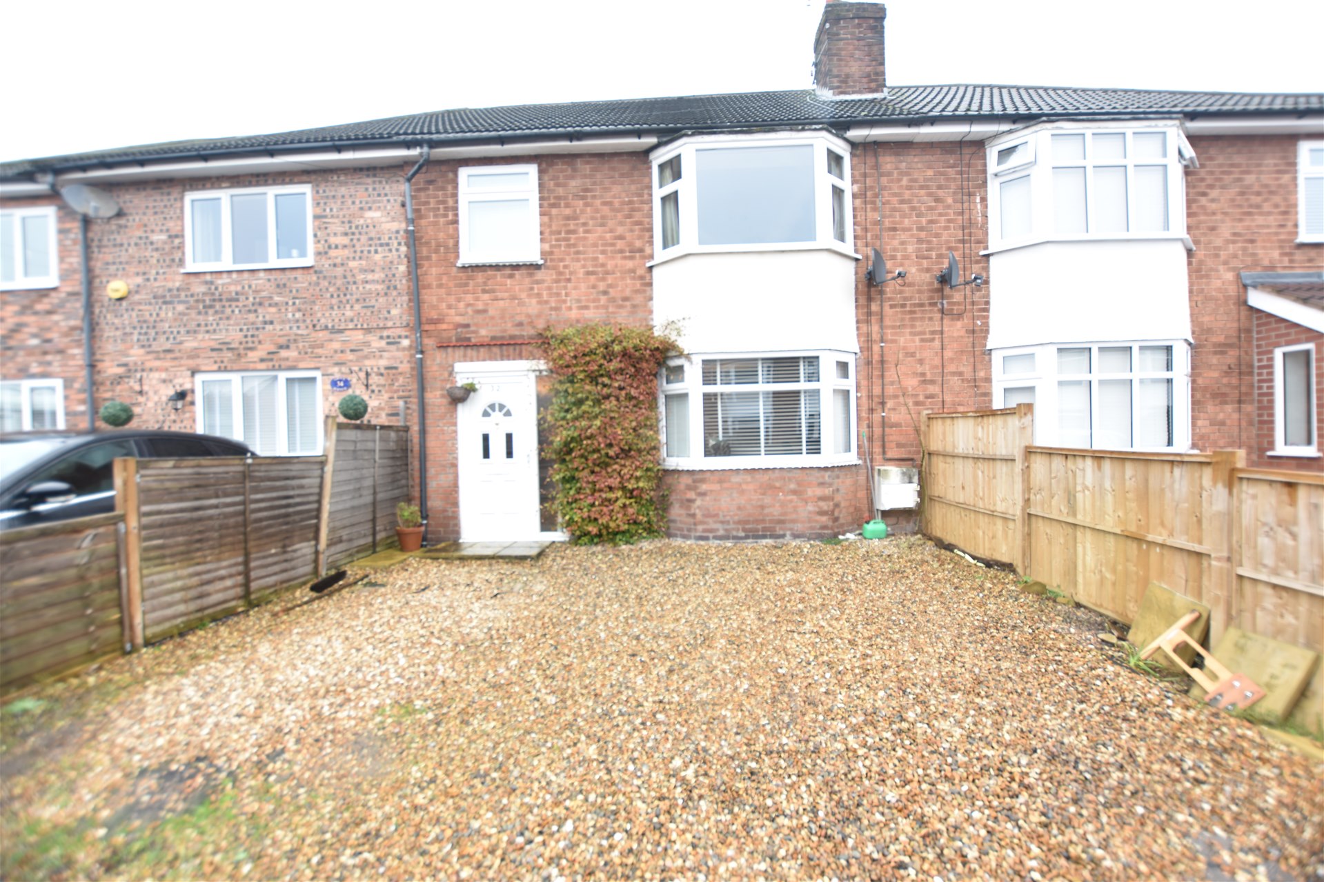 Property in Grove Avenue, Chester, CH3
