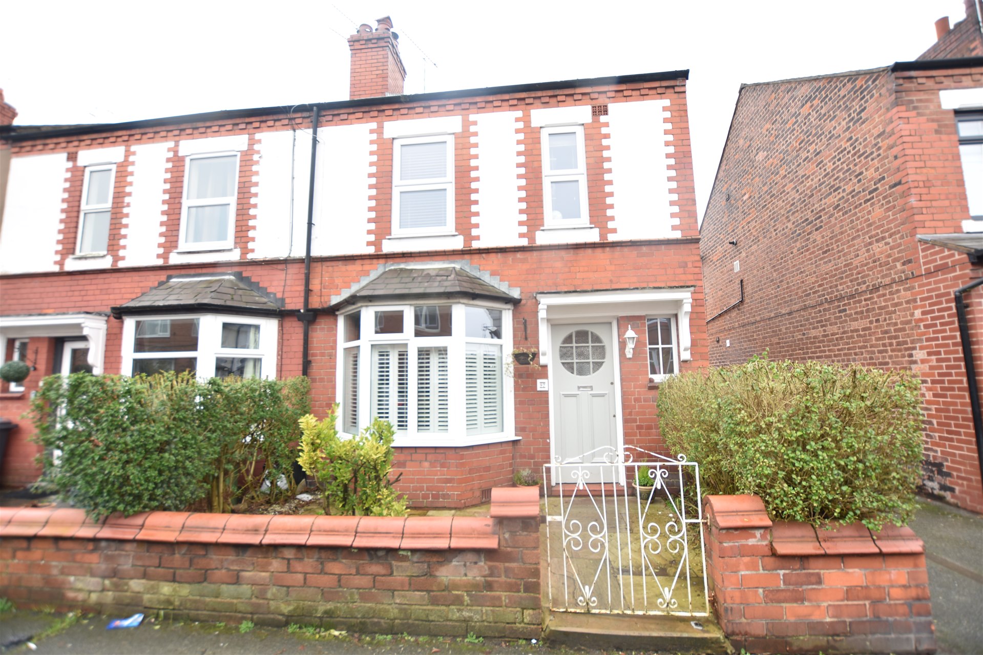 Property in Clare Avenue, Chester, CH2
