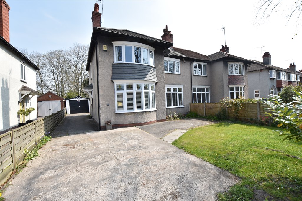 Property in Newton Lane, Chester, CH2