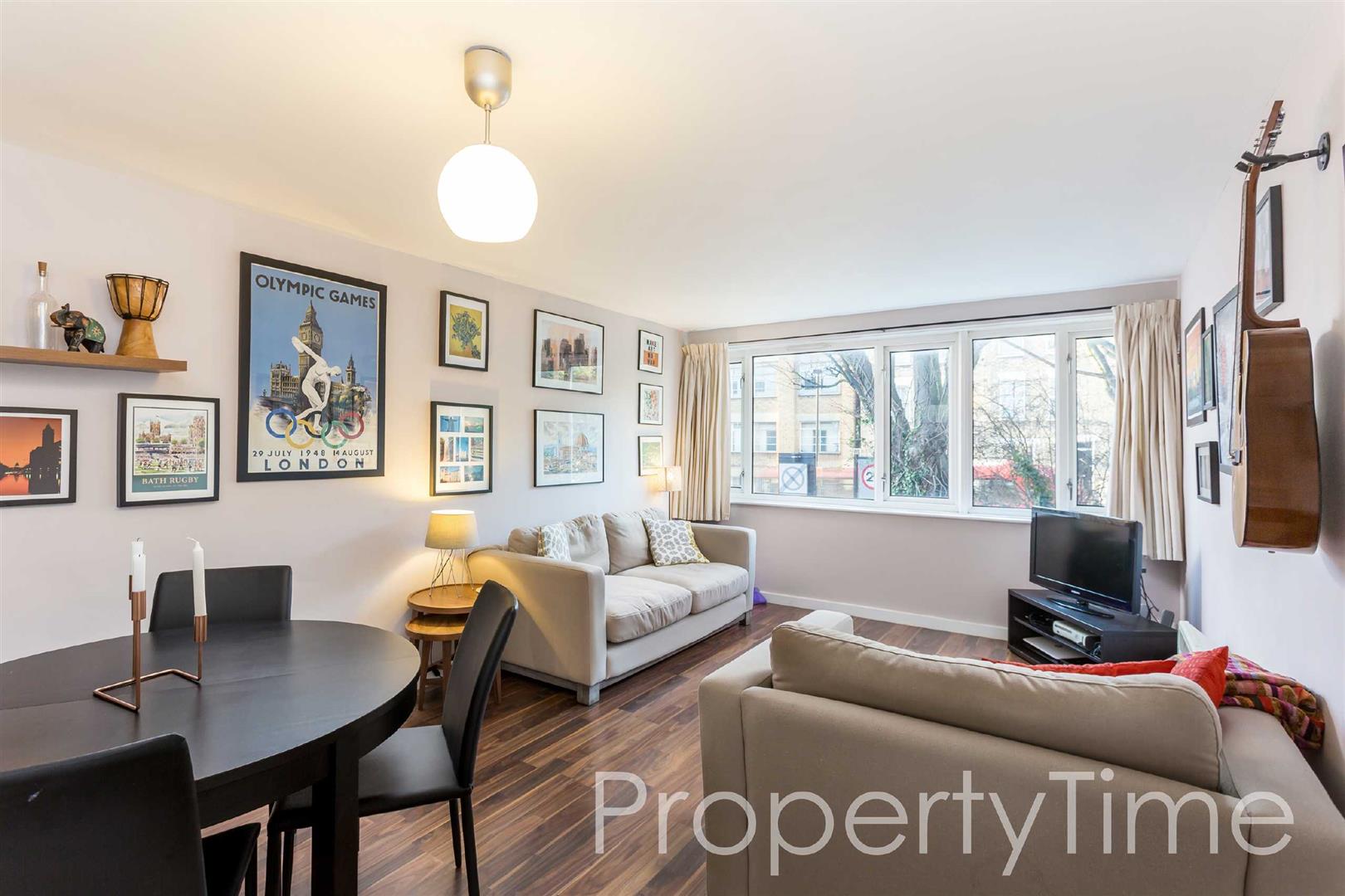 Hornsey Road, Archway, N19