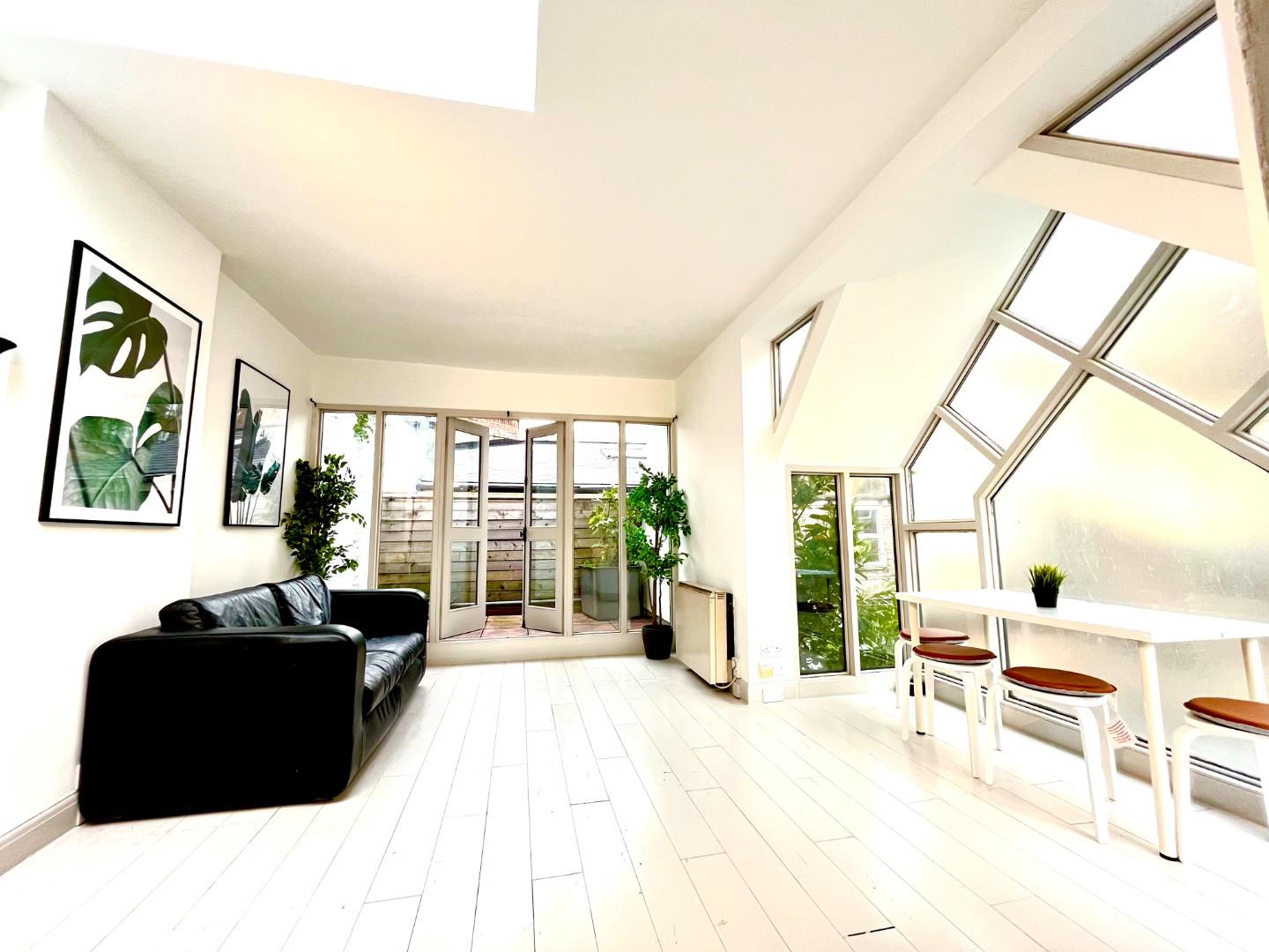 Caledonian Road, Islington, N7