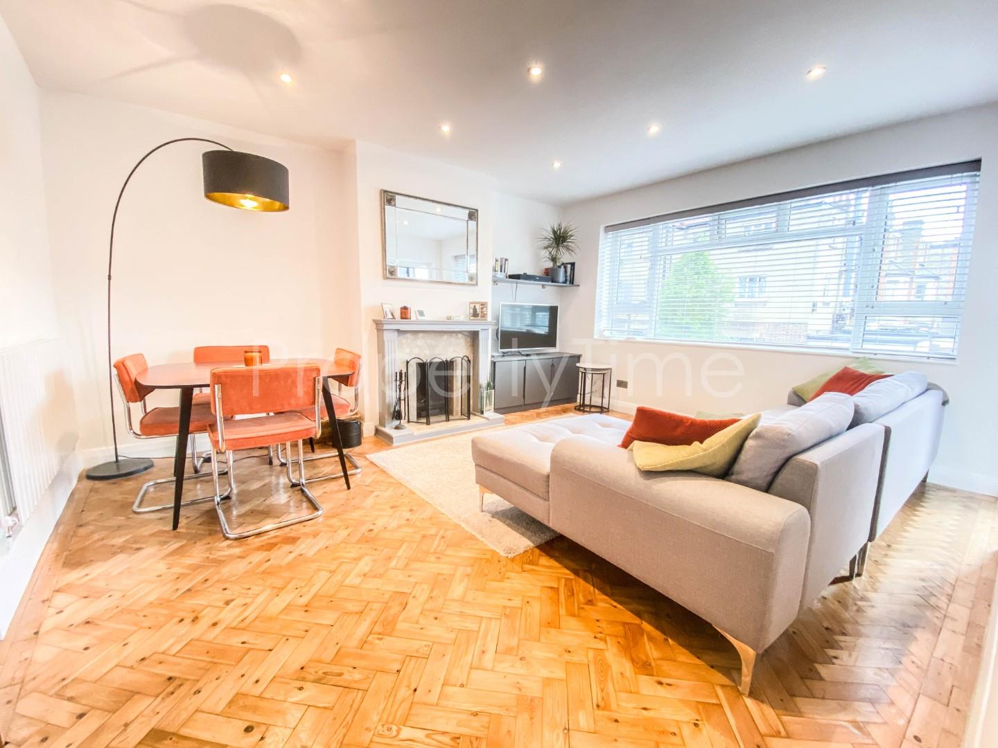 Rosebery Gardens, Crouch End, N8