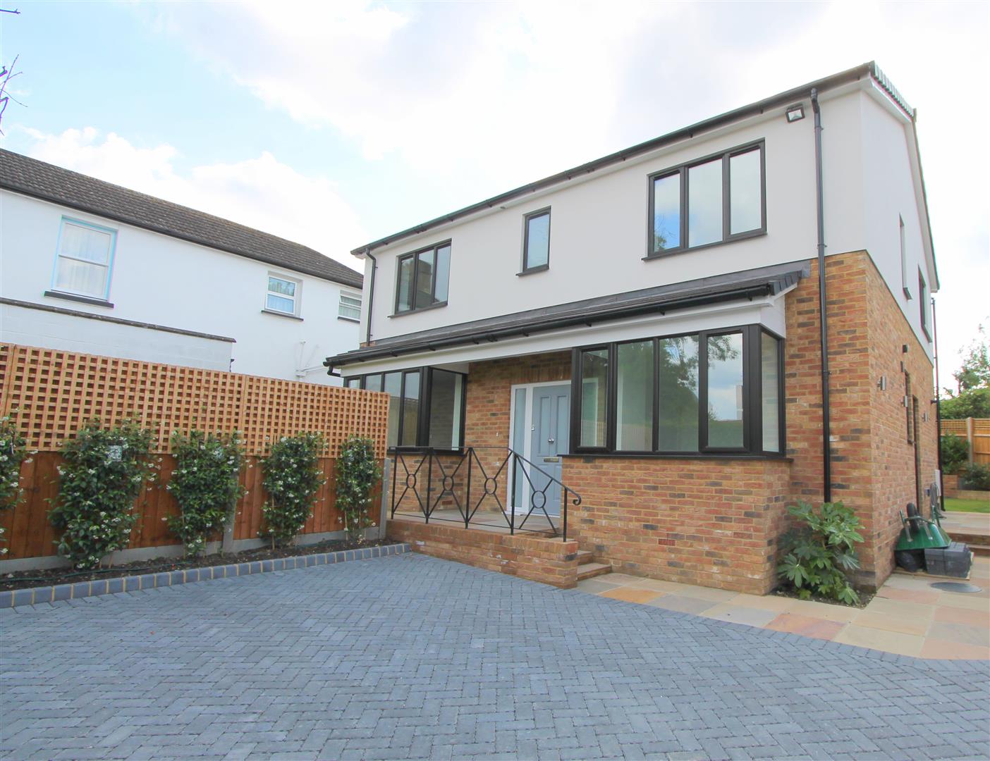 Property in Manor Road, Wallington, Surrey, SM6 0AA