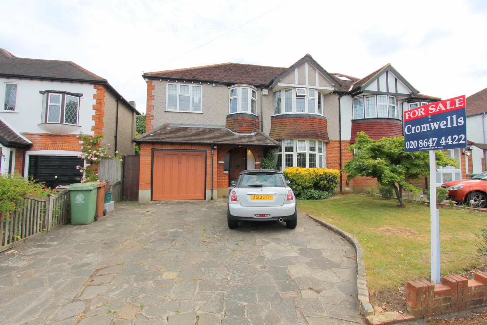 Property in Banstead Road South, Sutton, Surrey, SM2 5LL