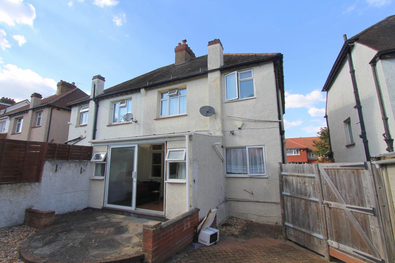 Property in Croydon Road, Beddington, Croydon, London, CR0 4QD