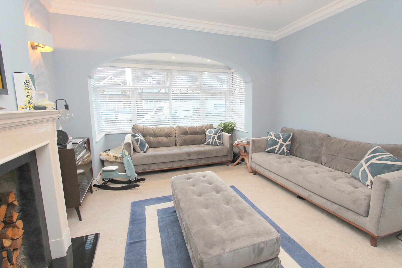 Property in Lavender Vale, Wallington, Surrey, SM6 9QT