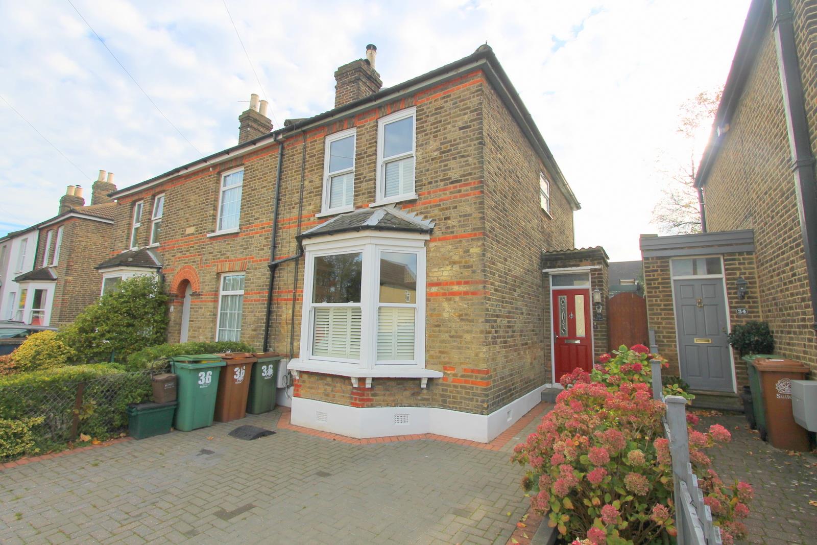 Property in Hinton Road, Wallington, Surrey, SM6 9AU