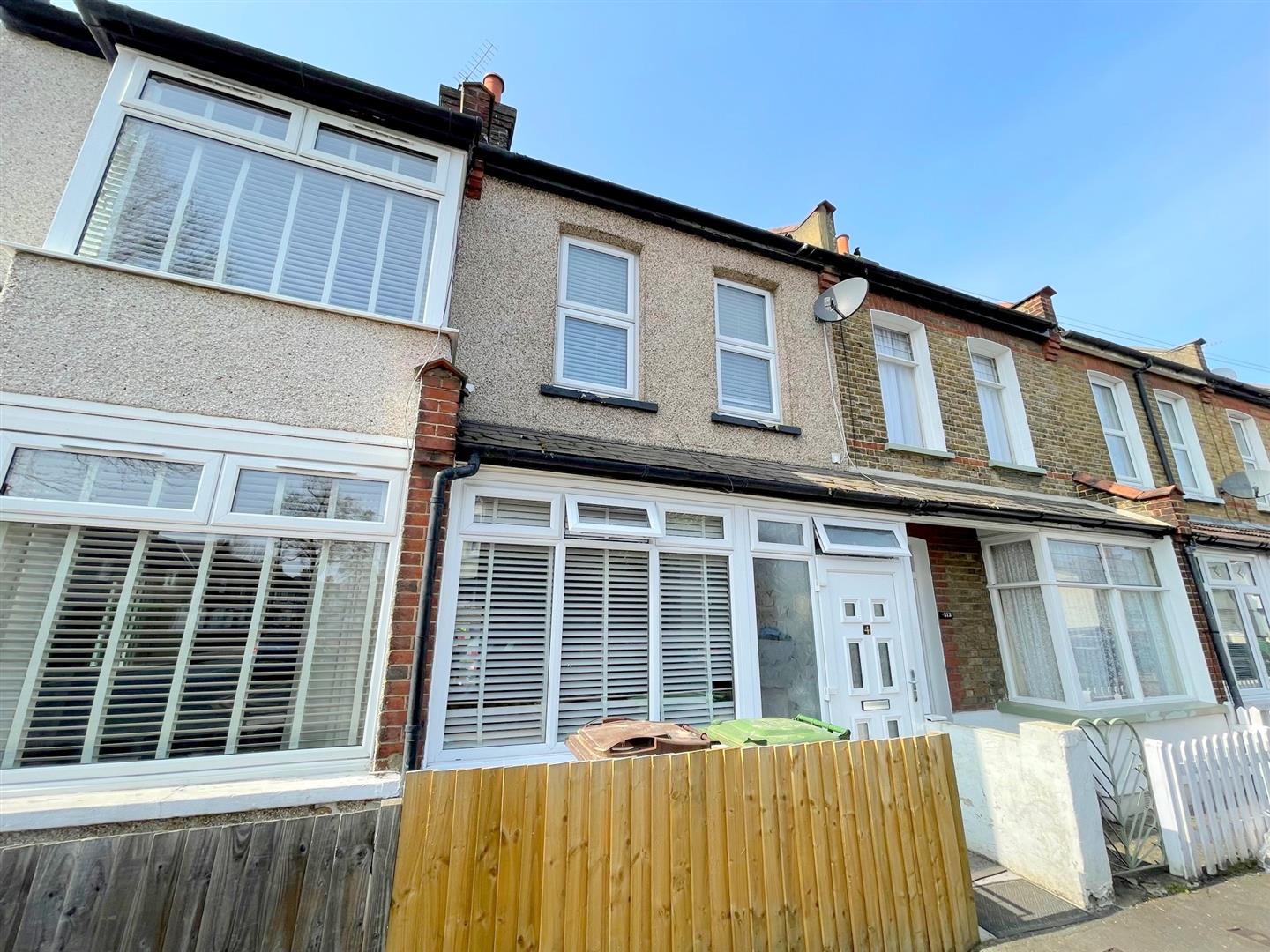 Property in Spencer Road, Mitcham Junction, Mitcham Junction Mitcham
