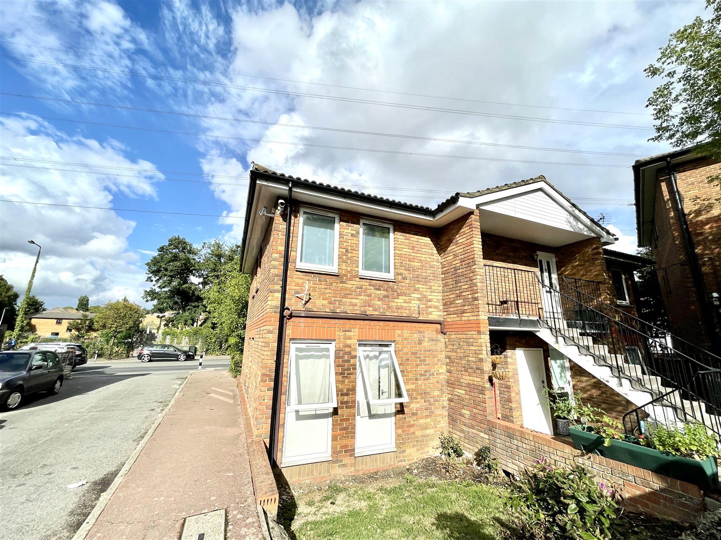 Property in Morden Road, Mitcham, Surrey, CR4 4DR