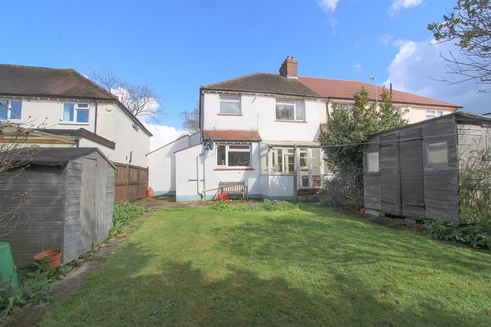 Property in Foresters Drive, Wallington, SM6 9DG