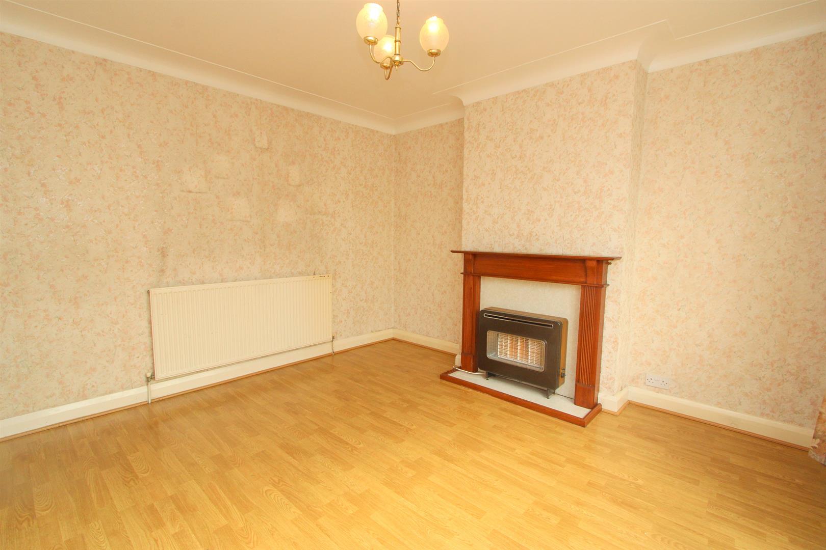 Property in Foresters Drive, Wallington, SM6 9DG