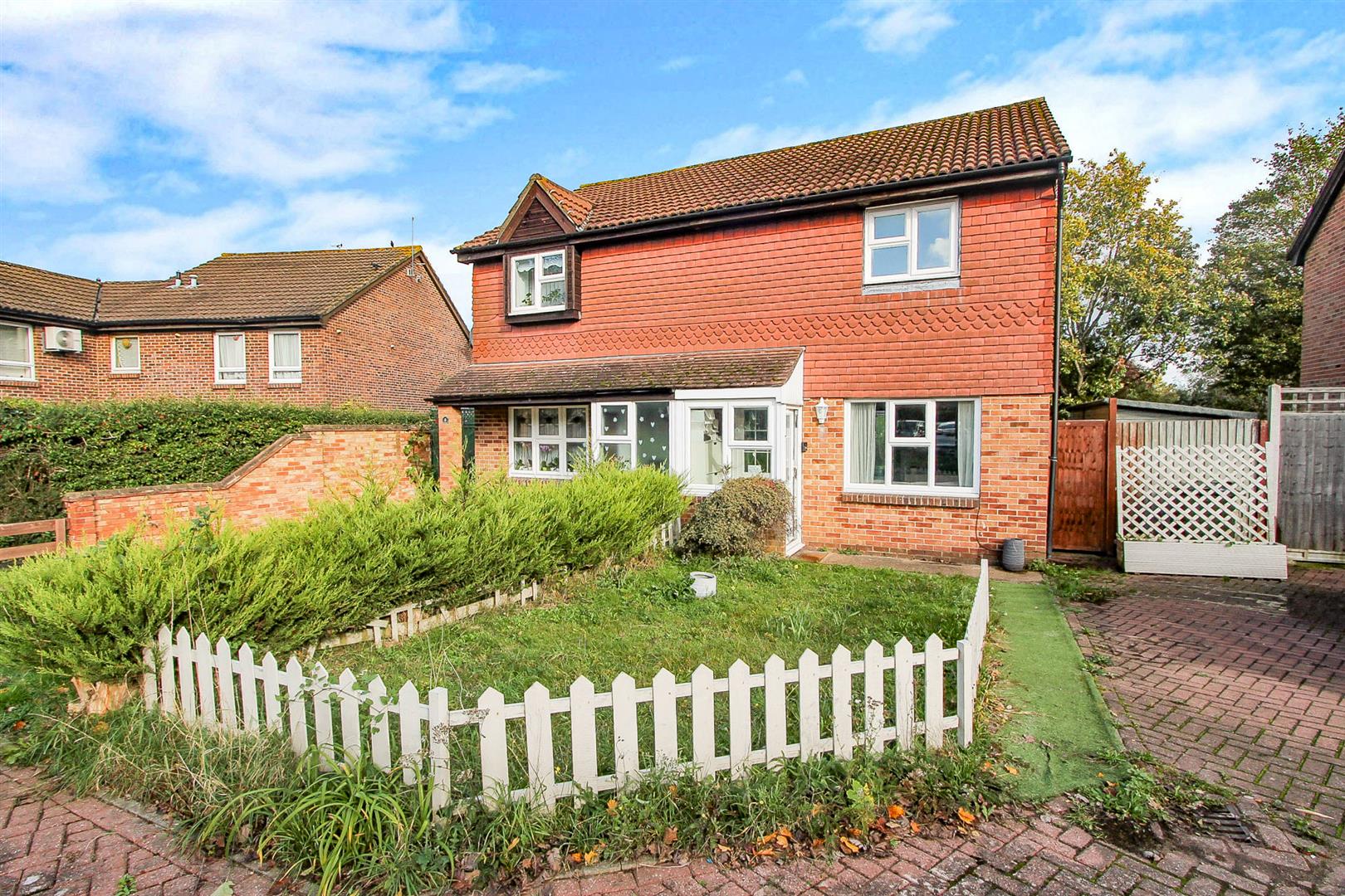 Property in Rheingold Way, South Wallington, SM6 9NA