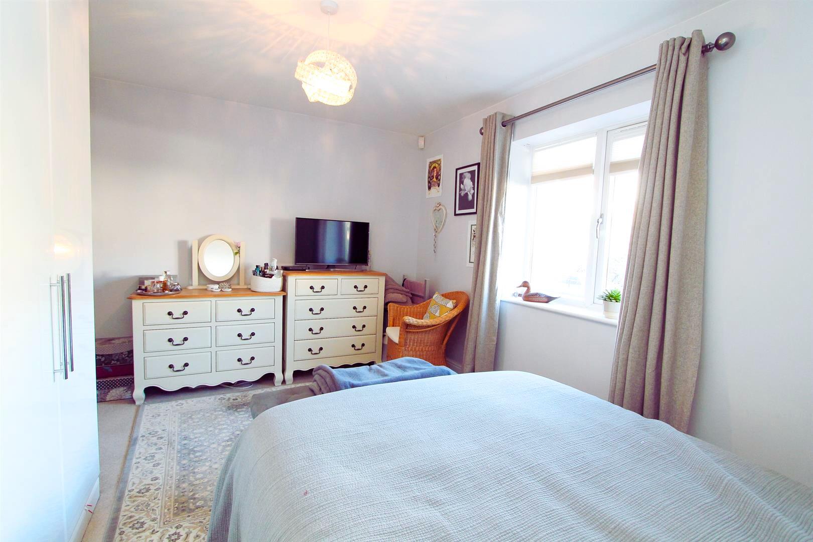 Property in Russell Hill, Purley, CR8 2JB