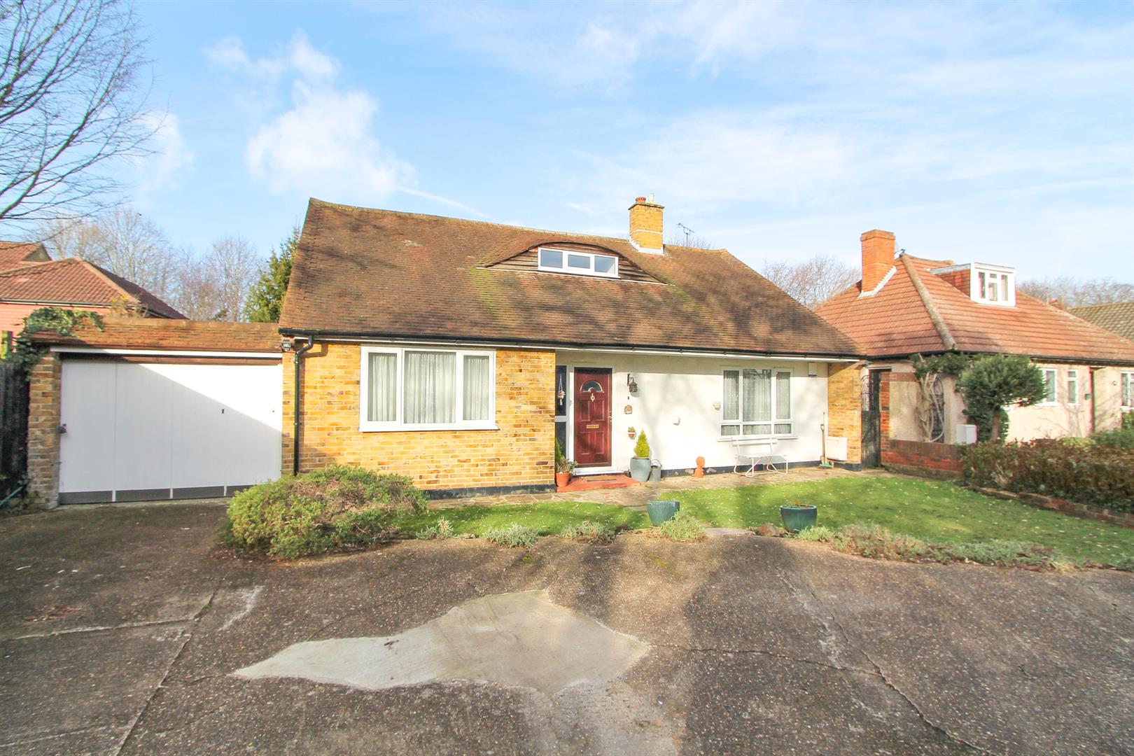 Property in Croydon Road, Wallington, SM6 7LQ