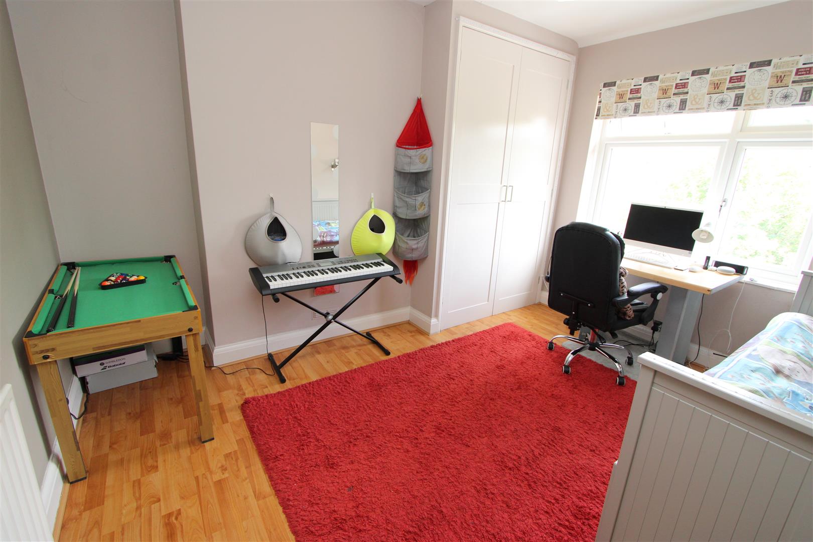 Property in Tritton Avenue, Beddington, Croydon, CR0 4SS