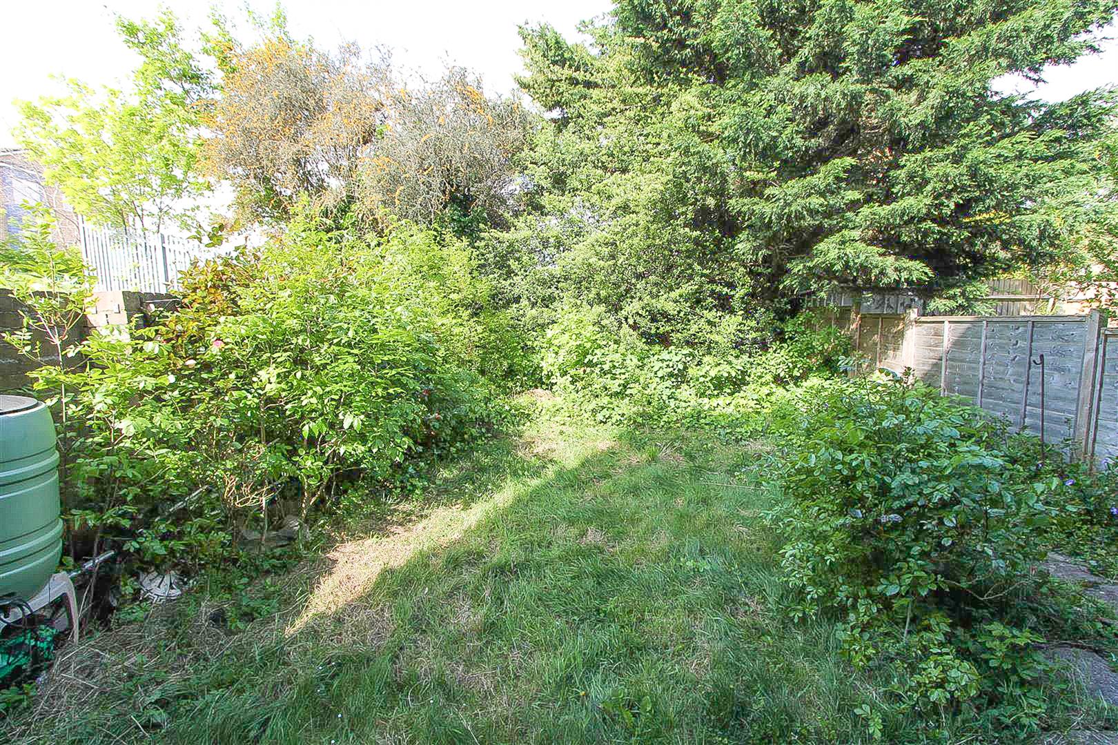 Property in Olley Close, Wallington, SM6 9DL