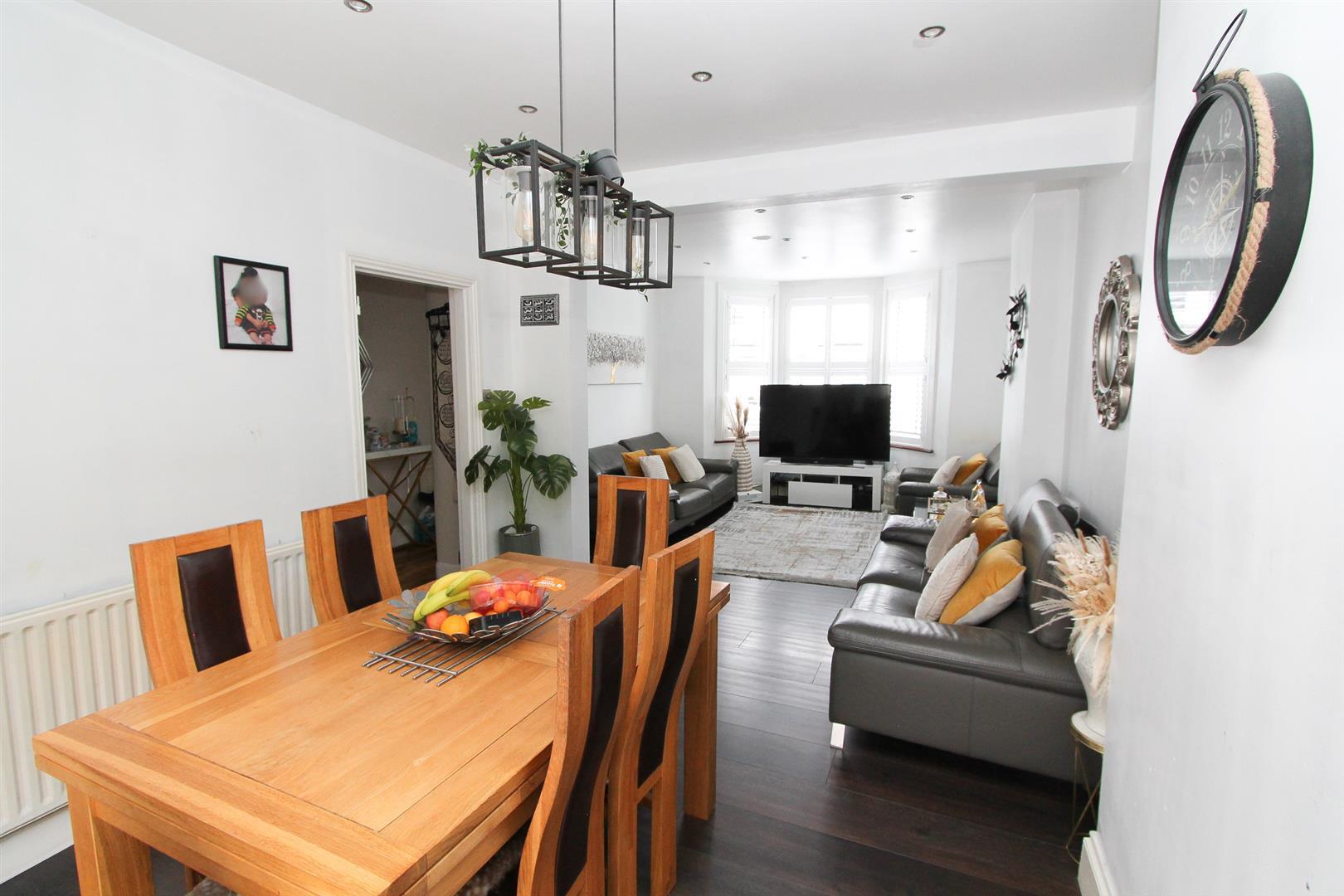 Property in St. Michaels Road, Wallington, SM6 8QD