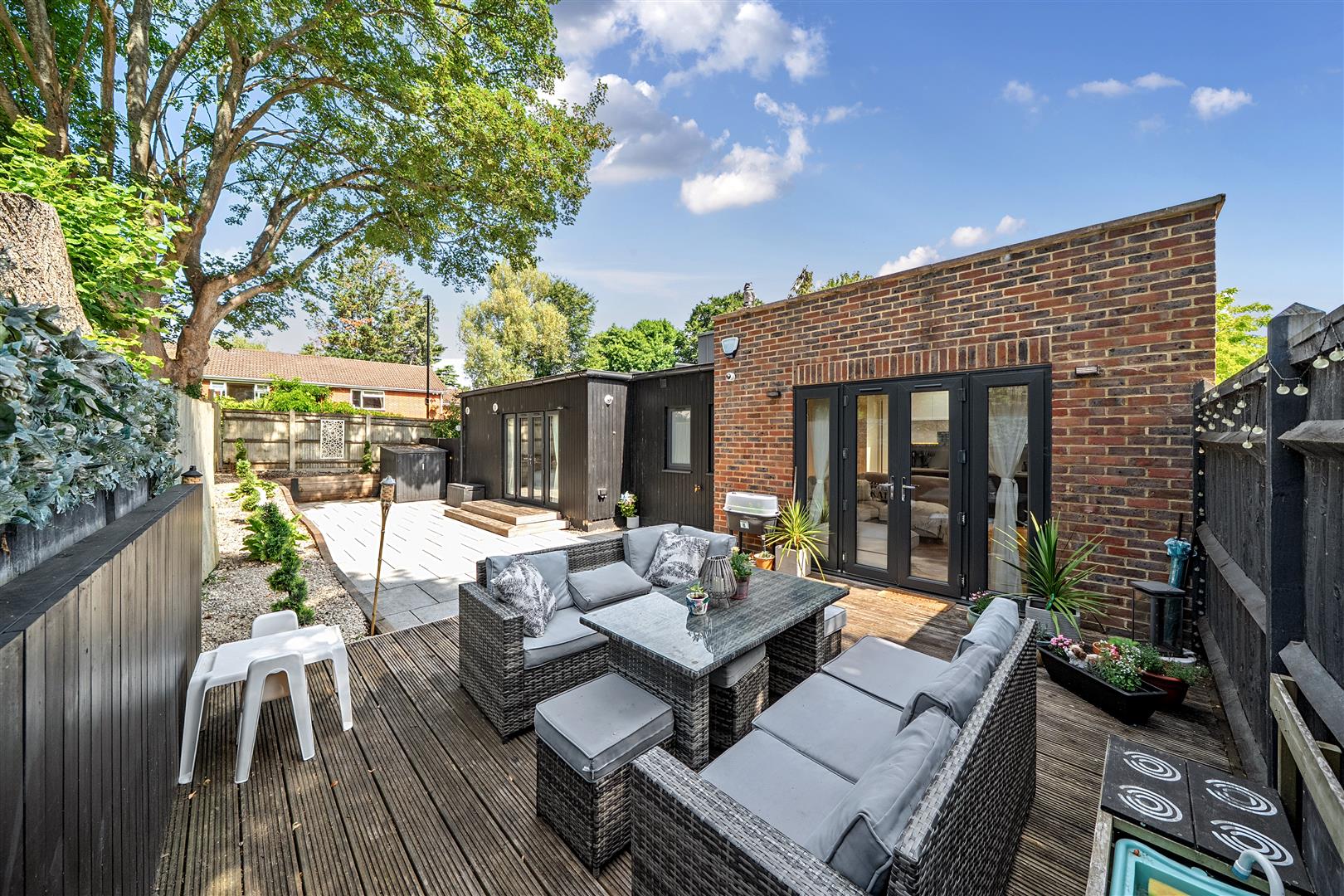 158 Foxley Lane, Purley, CR8
