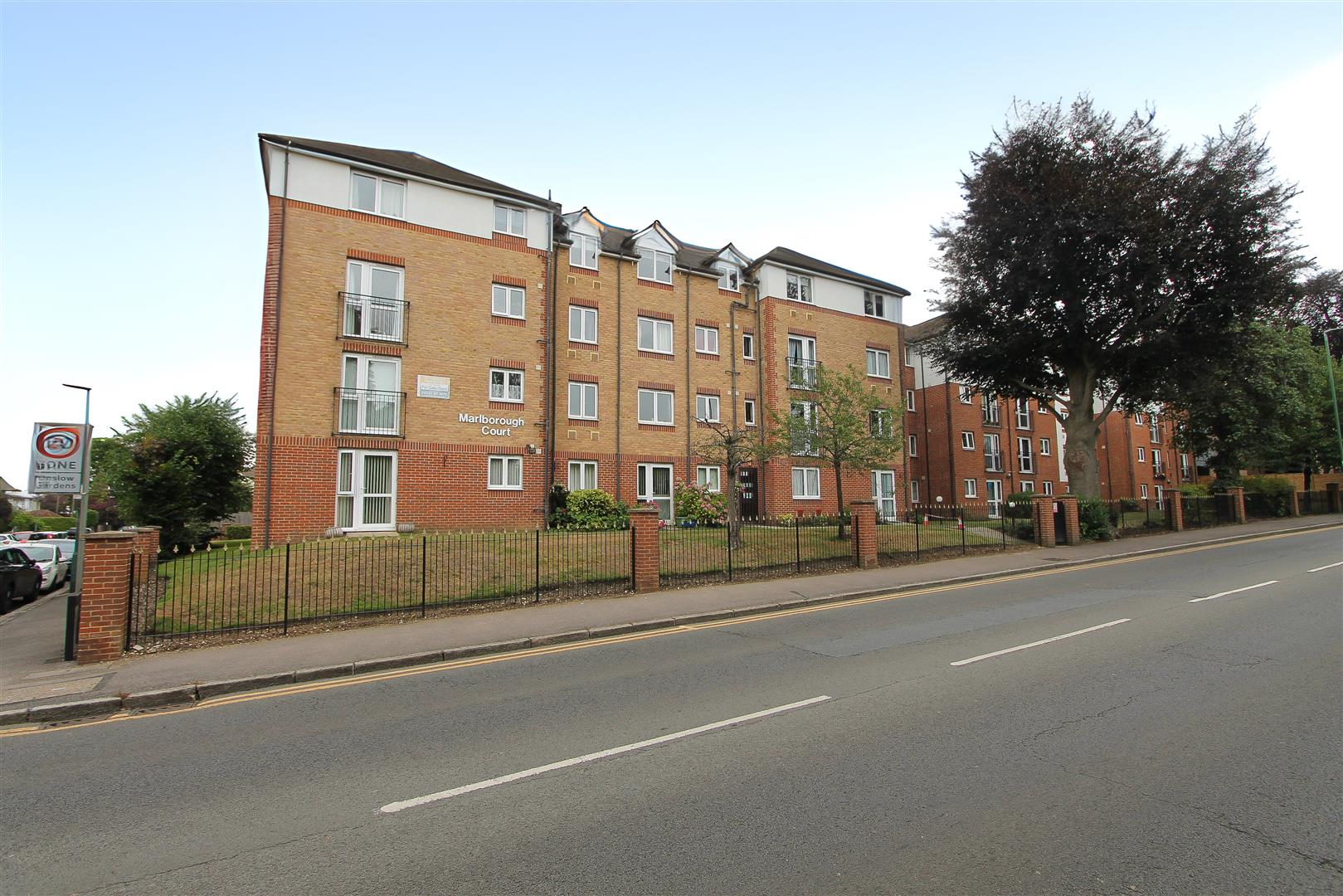 Cranley Gardens, Wallington, SM6
