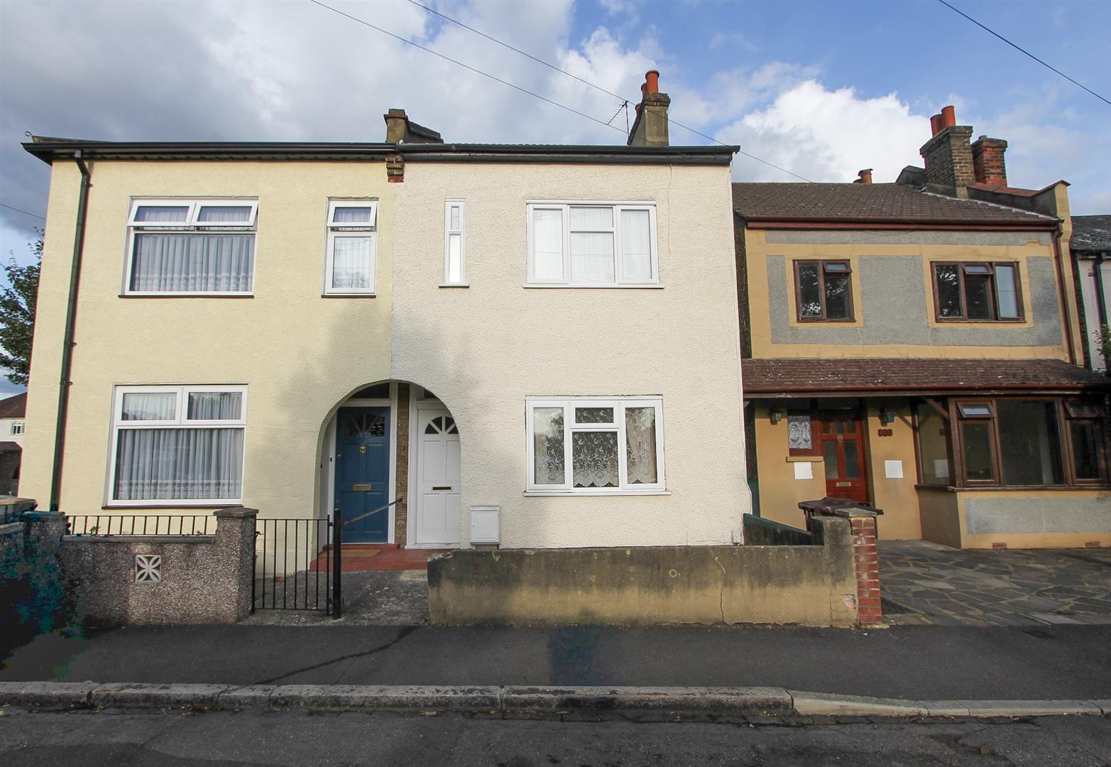 Spencer Road, Mitcham Junction Mitcham, CR4