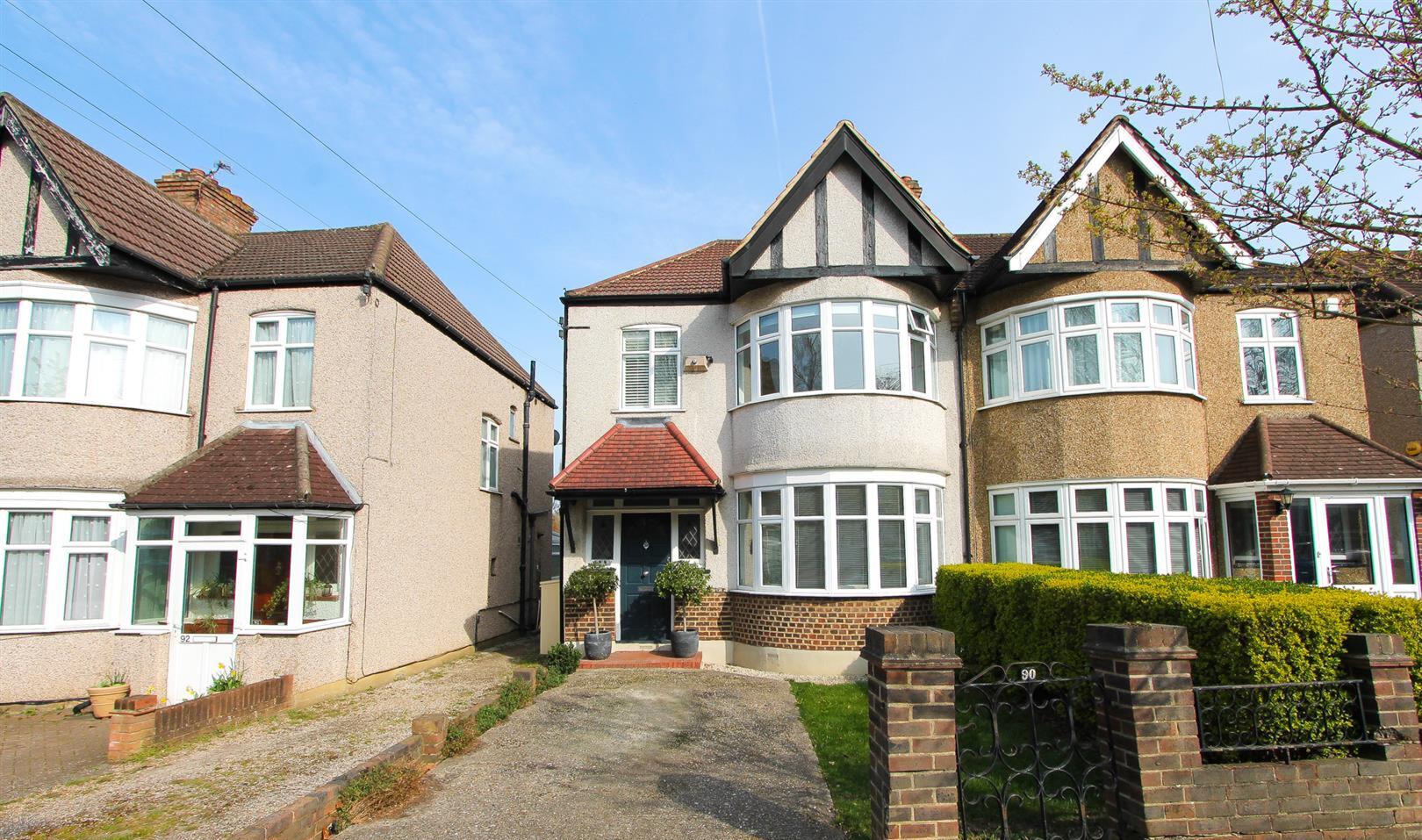 Demesne Road, Wallington, SM6