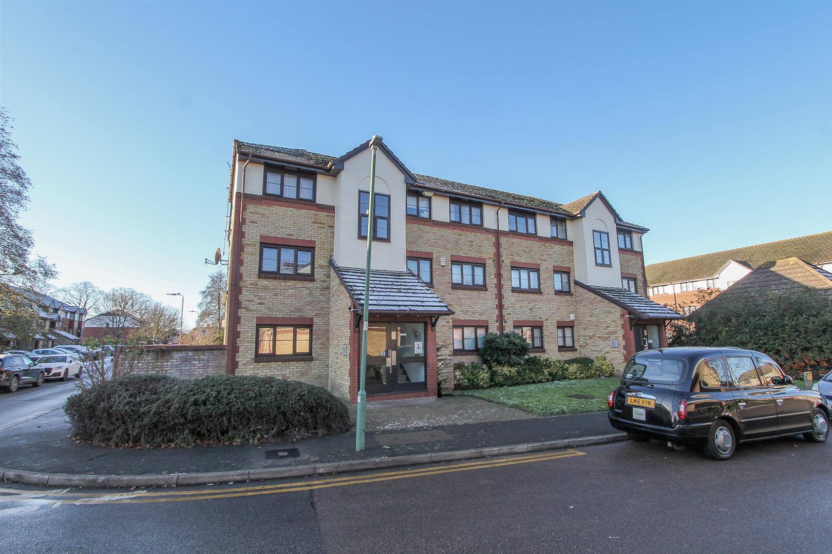 Foxglove Way, Hackbridge, SM6