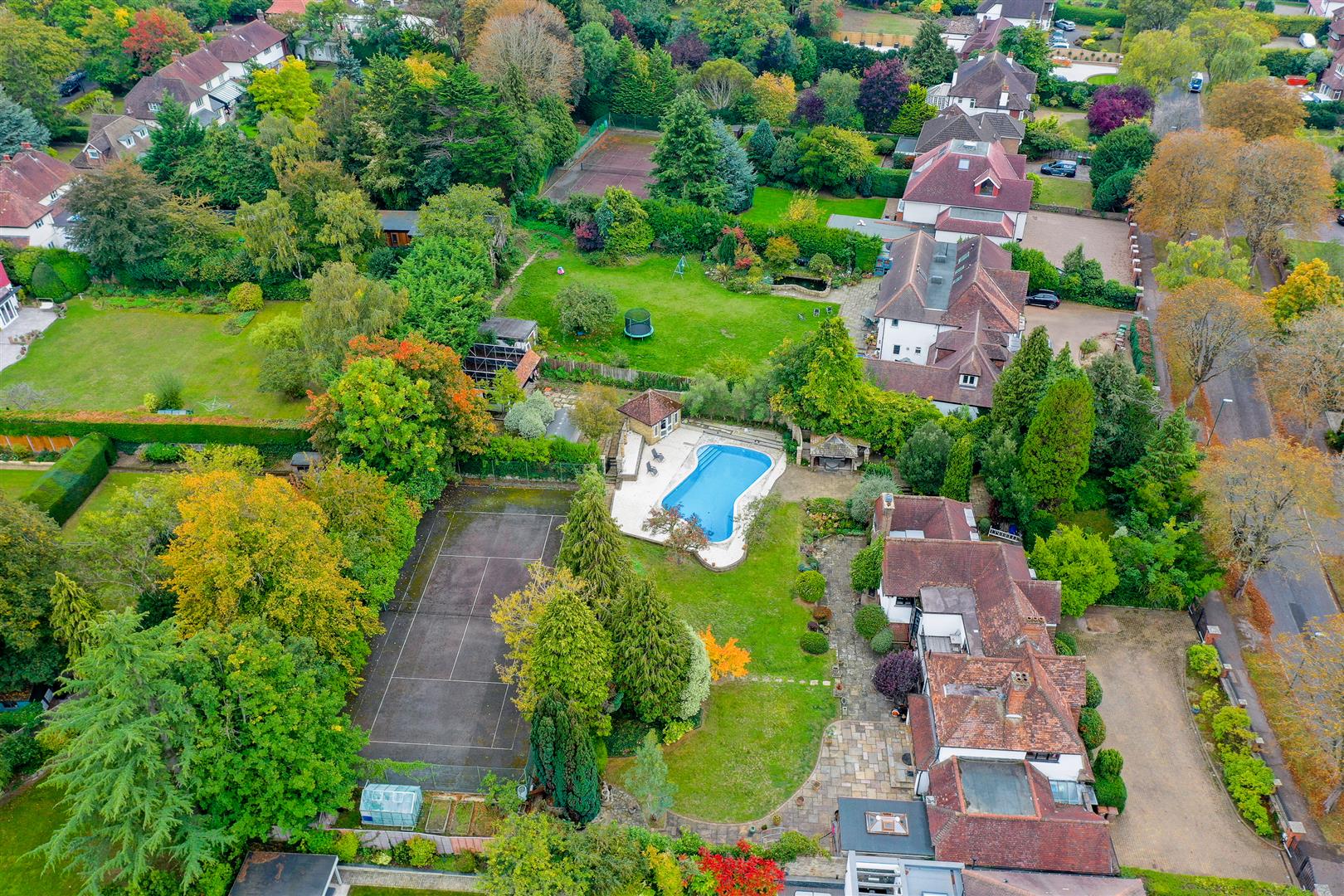 The Highway, Sutton, SM2