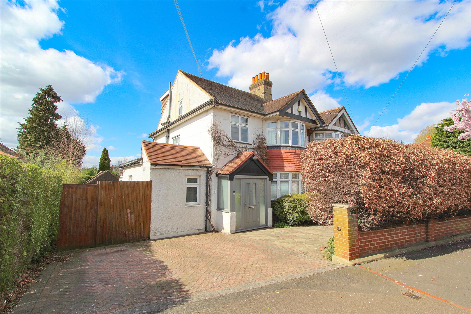 Sandy Lane South, Wallington, SM6
