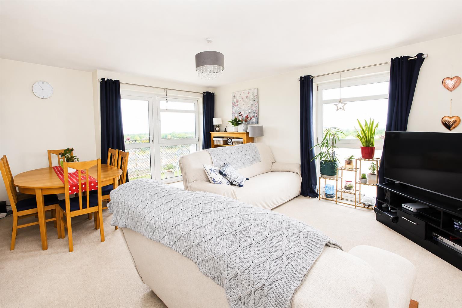 Beddington Gardens, Wallington, SM6