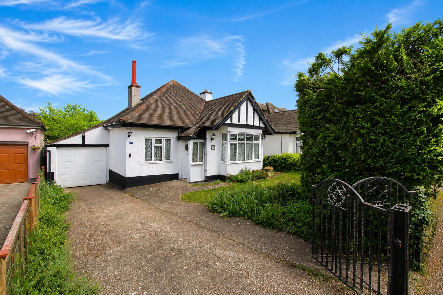 Pine Ridge, Carshalton, SM5
