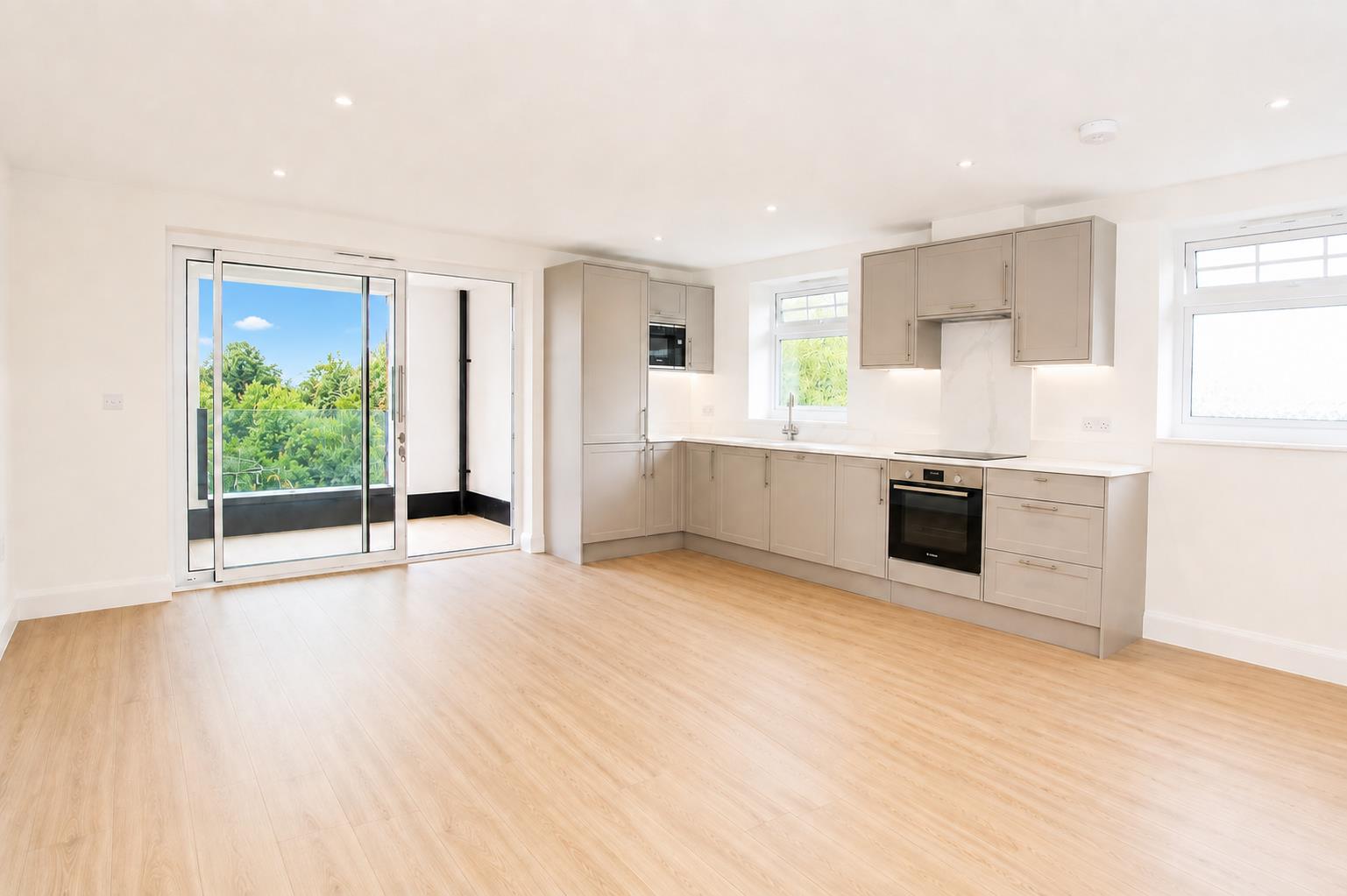 Brambledown Road, Sanderstead, CR2