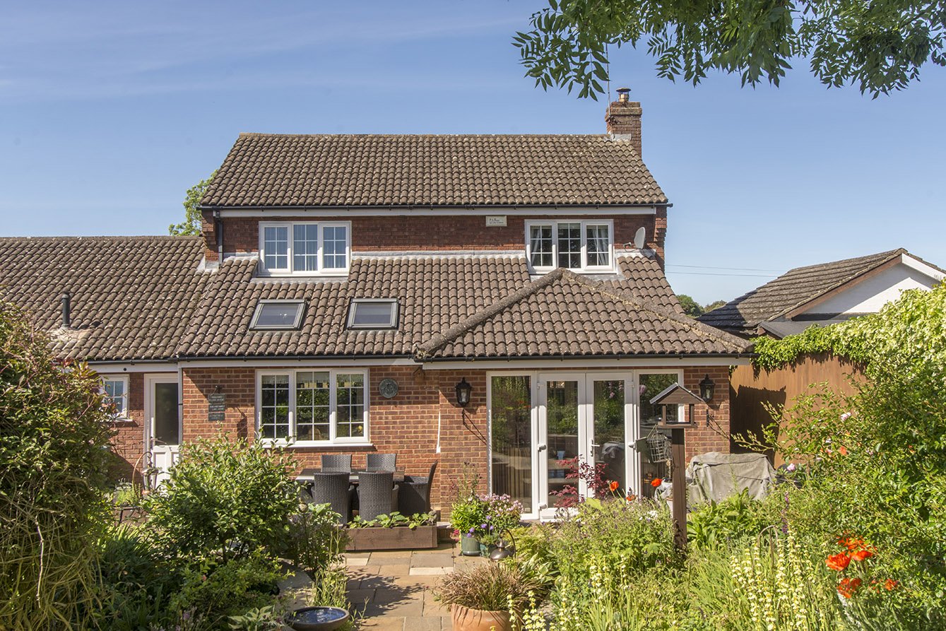 Property in Harborough Road, Maidwell, Northampton, NN6 9JA