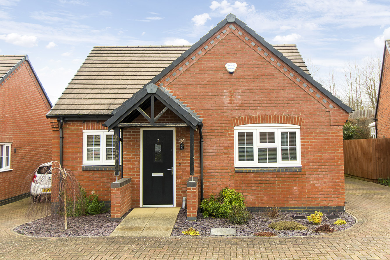 Property in Stamp Close, Market Harborough, LE16 7YF