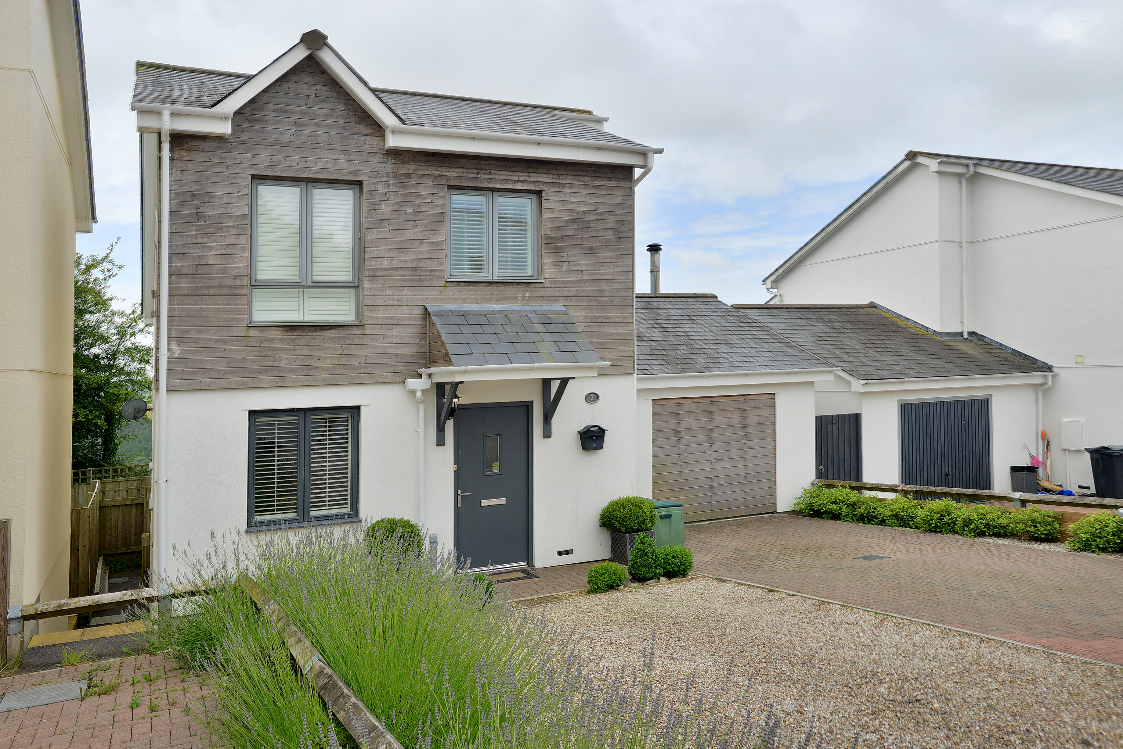 Popes Estate Agents in Looe, Cornwall