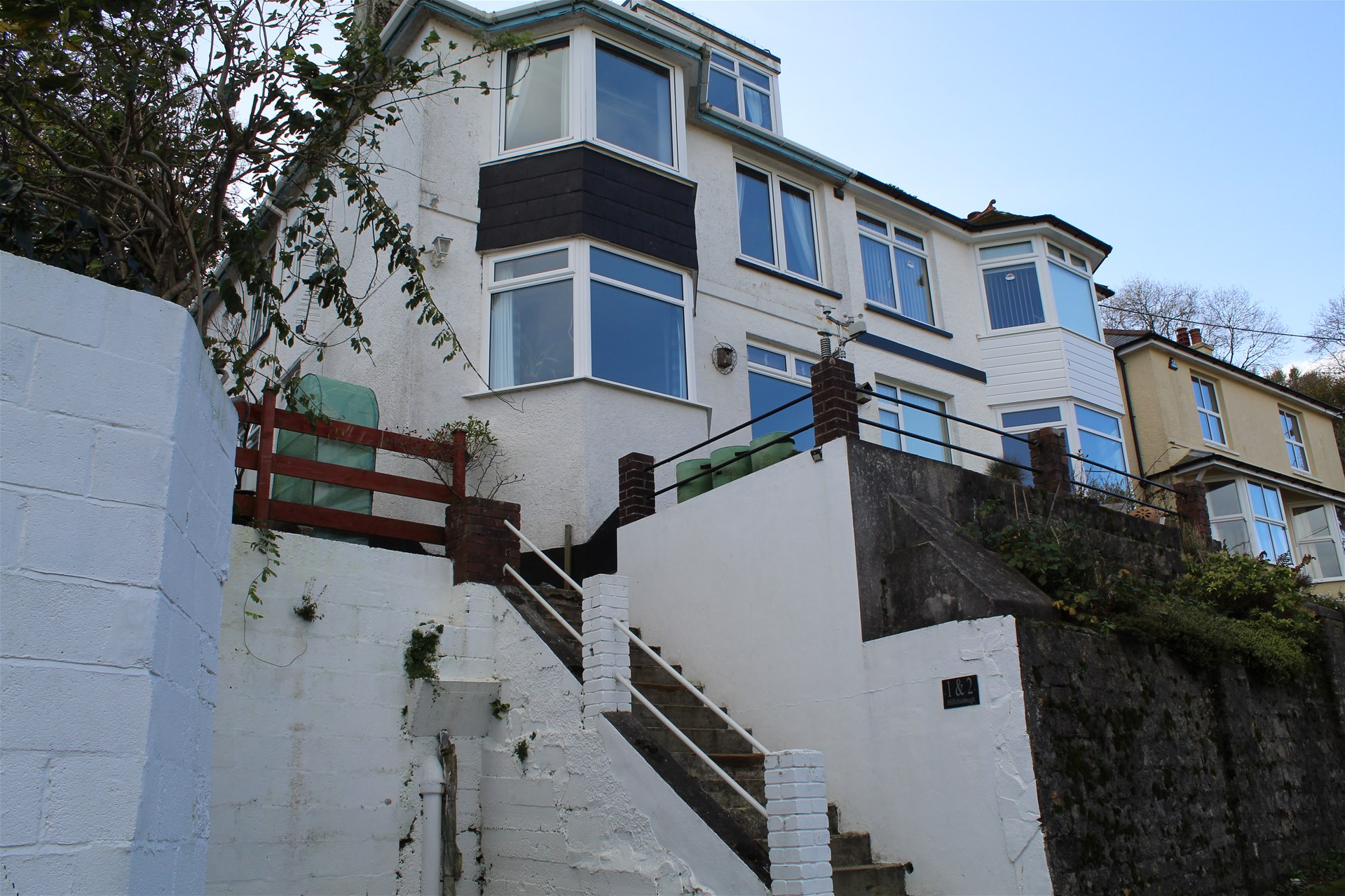 Popes Estate Agents in Looe, Cornwall