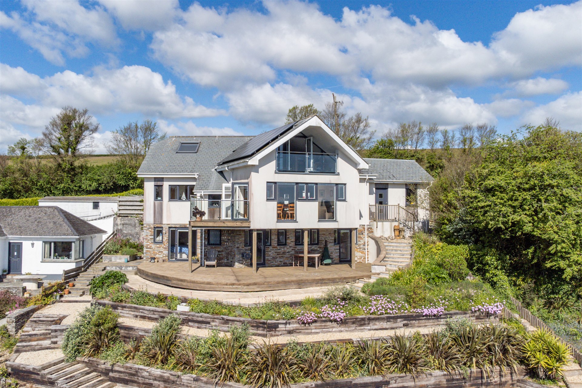 Popes Estate Agents in Looe, Cornwall