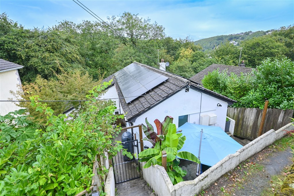 Popes Estate Agents in Looe, Cornwall
