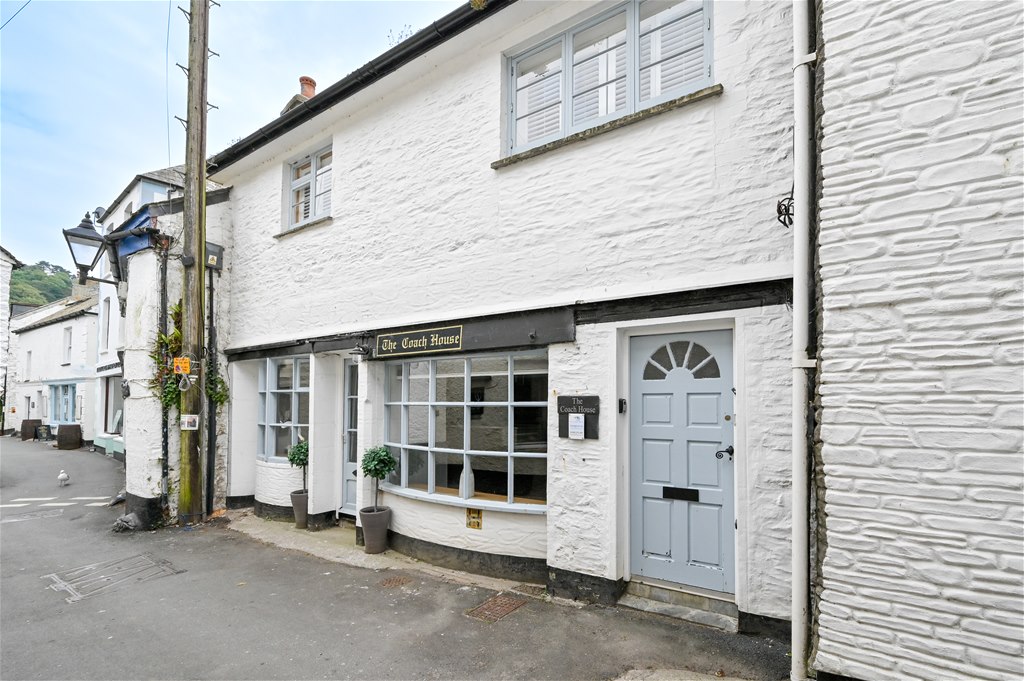 Popes Estate Agents in Looe, Cornwall