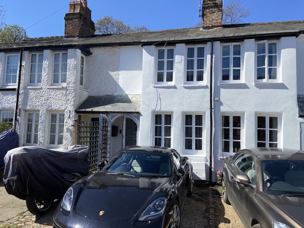 Property in Gravel Hill, HenleyonThames, RG9