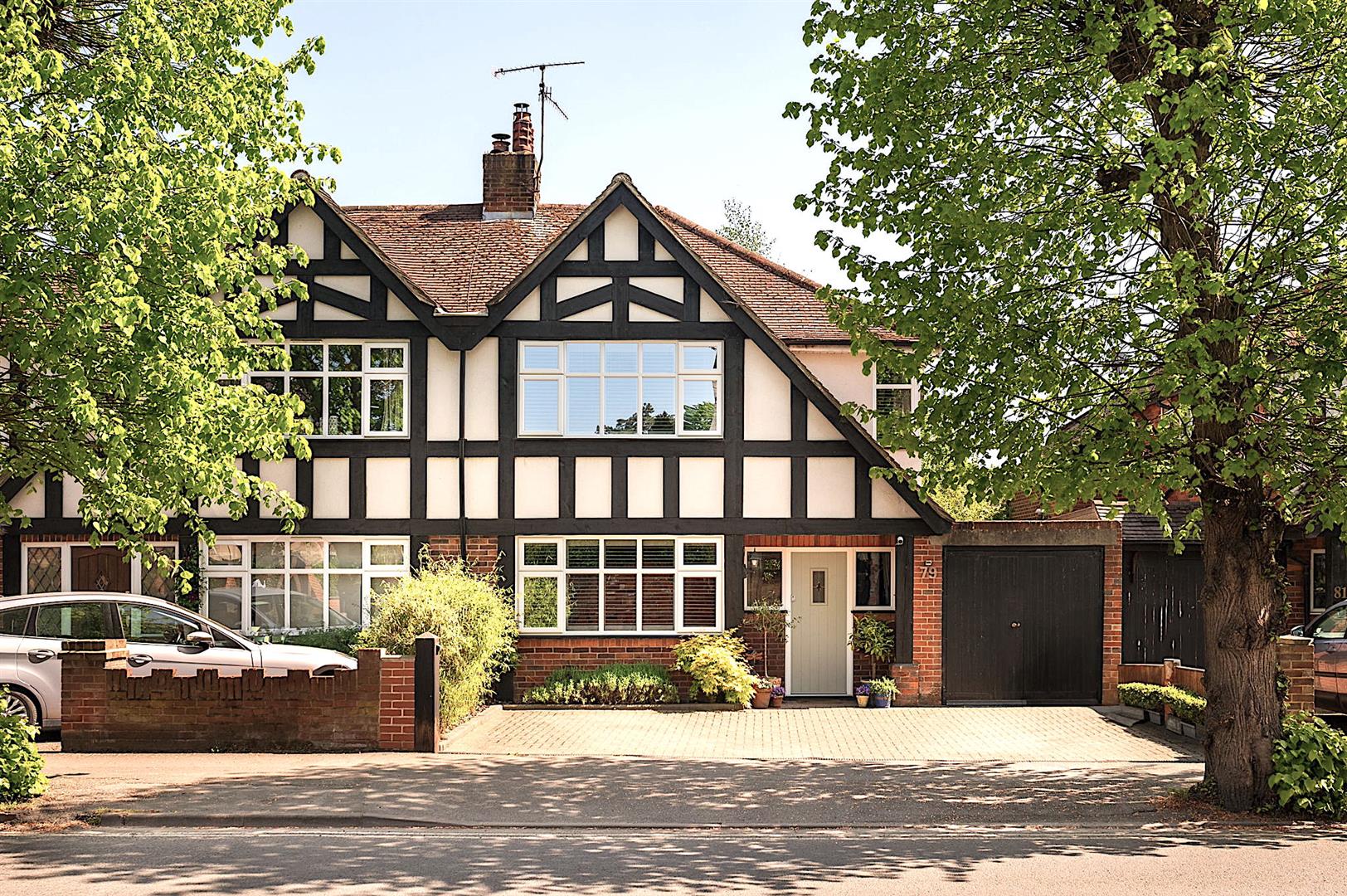 Reading Road, Henley-On-Thames, Oxon, RG9