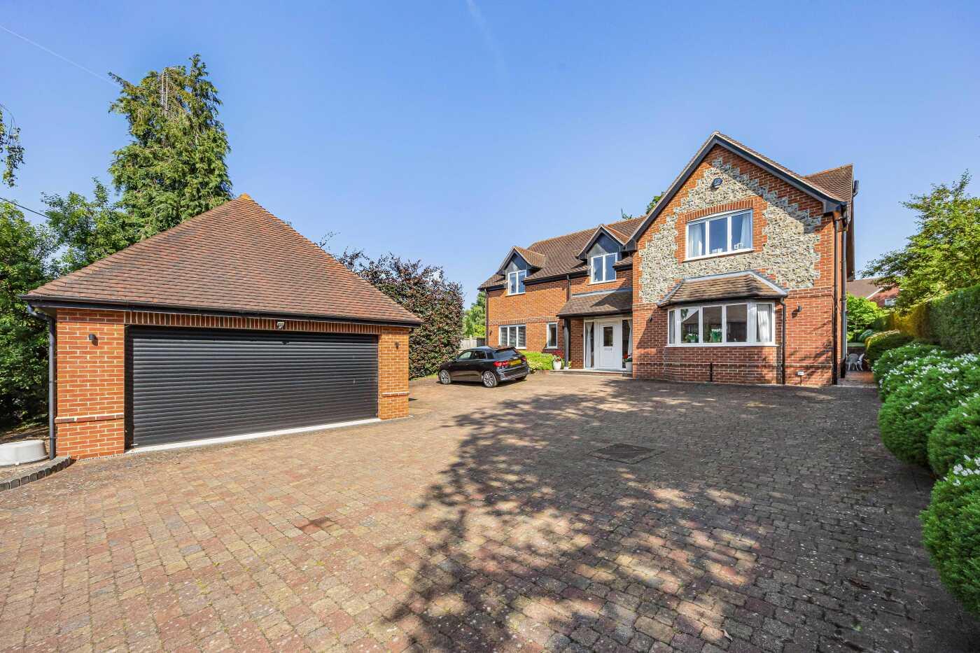 Horsepond Road, Gallowstree Common,, Oxon, RG4