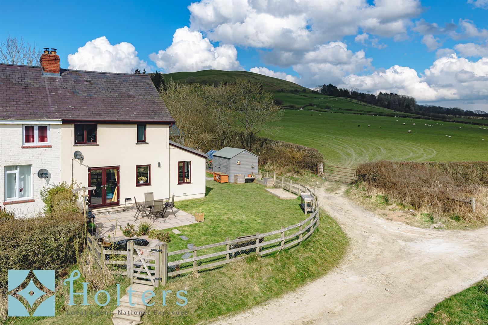 Property in Llanddewi, Llandrindod Wells, Powys, LD1 6SF