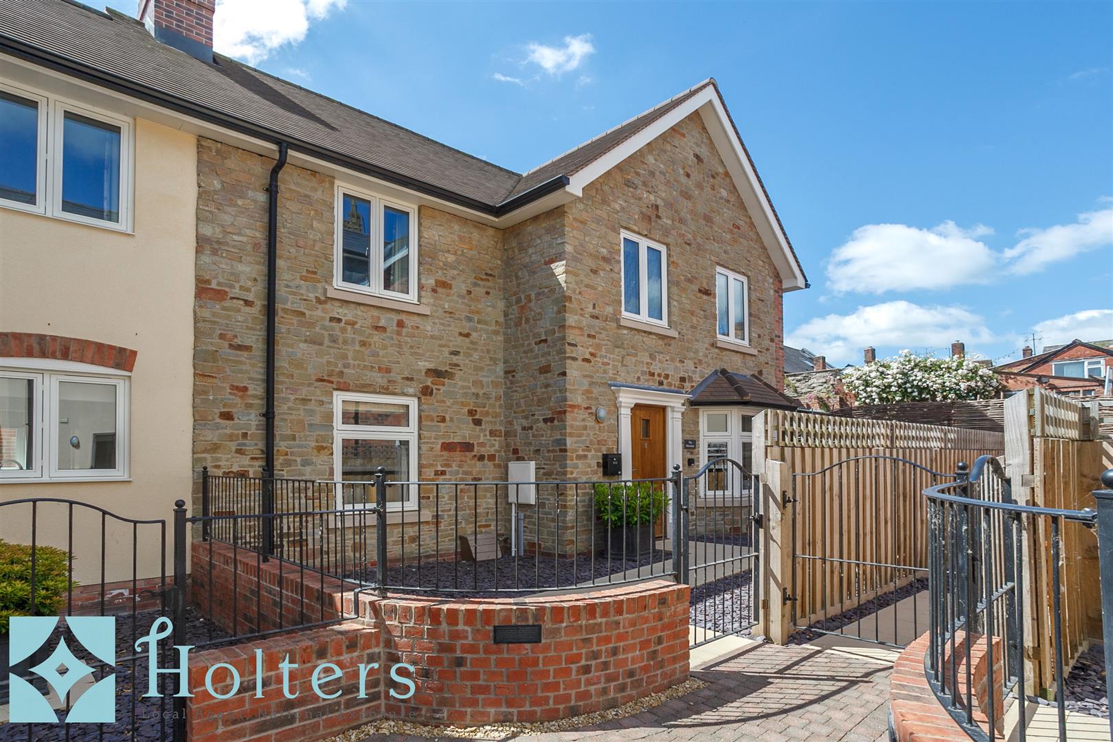 Holters Estate Agents covering Shropshire, Herefordshire and MidWales