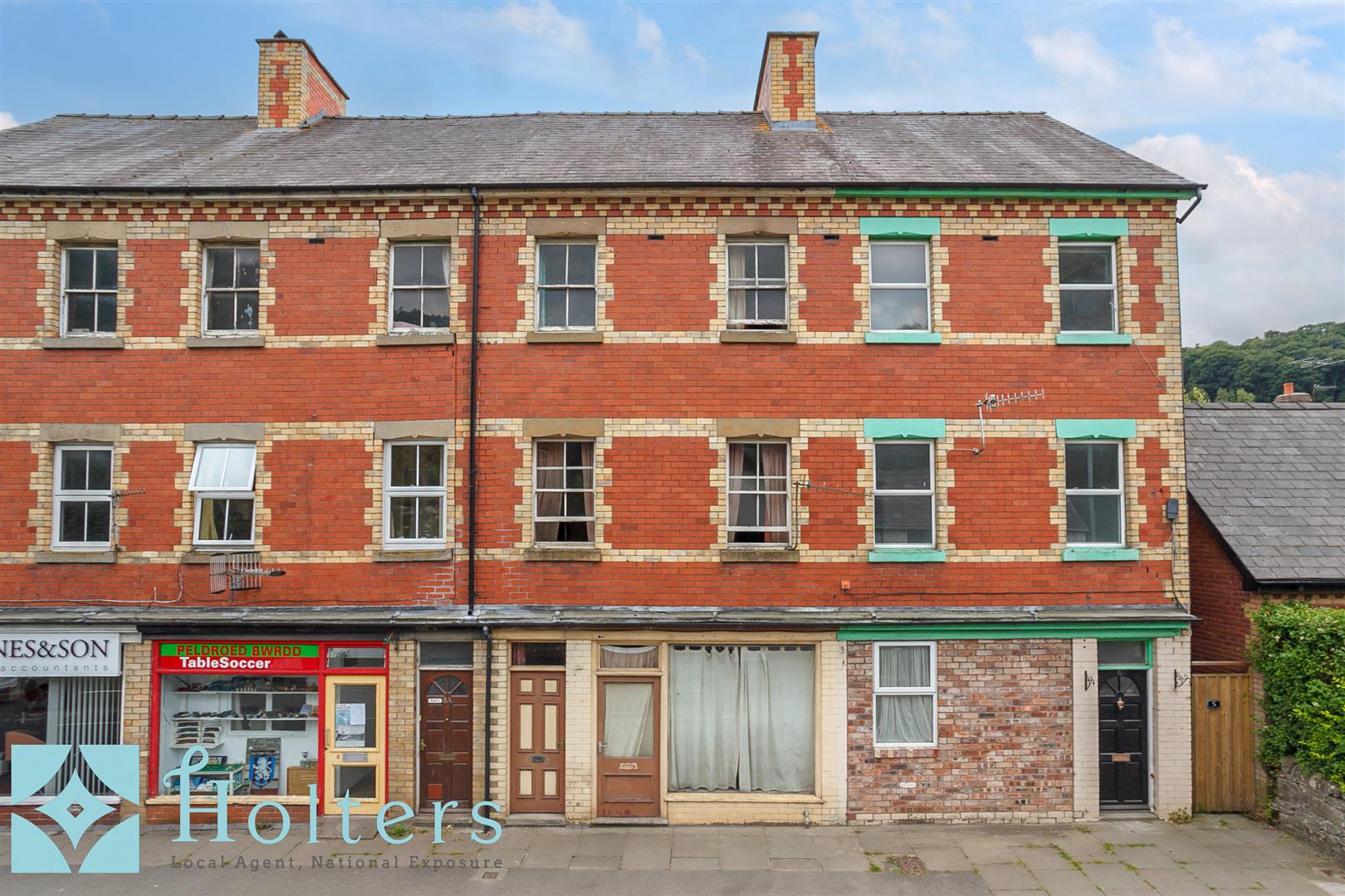 Holters Estate Agents covering Shropshire, Herefordshire and MidWales