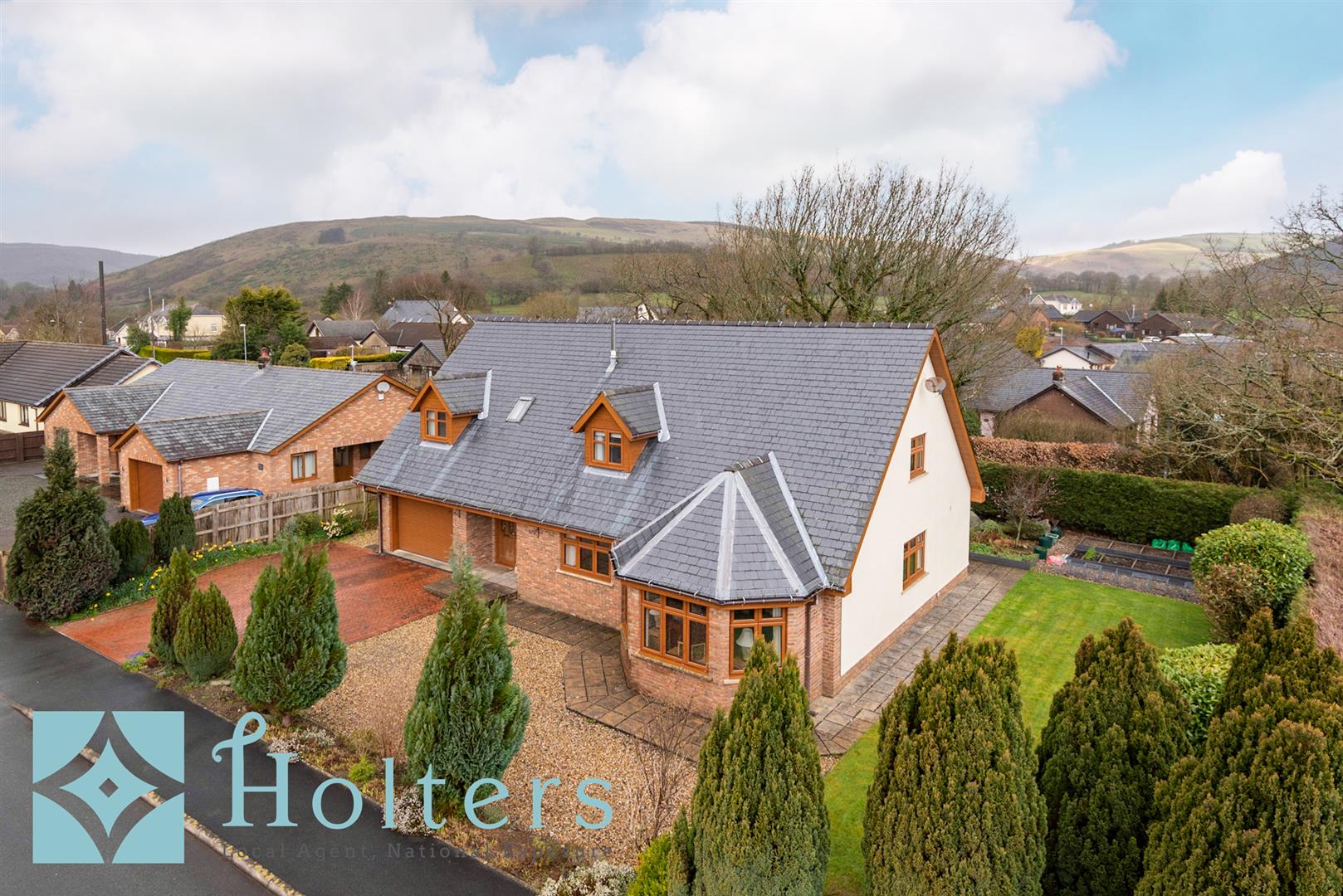 Holters Estate Agents covering Shropshire, Herefordshire and MidWales