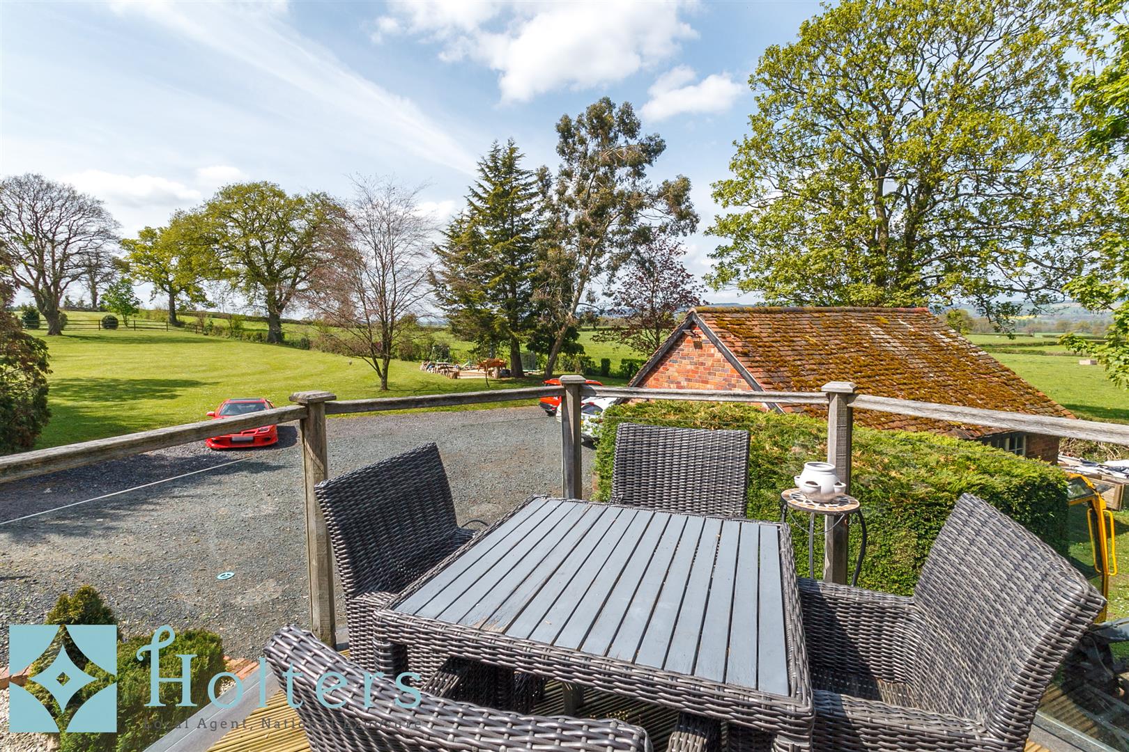 Property in Brimfield, Ludlow, Shropshire, SY8 4NY