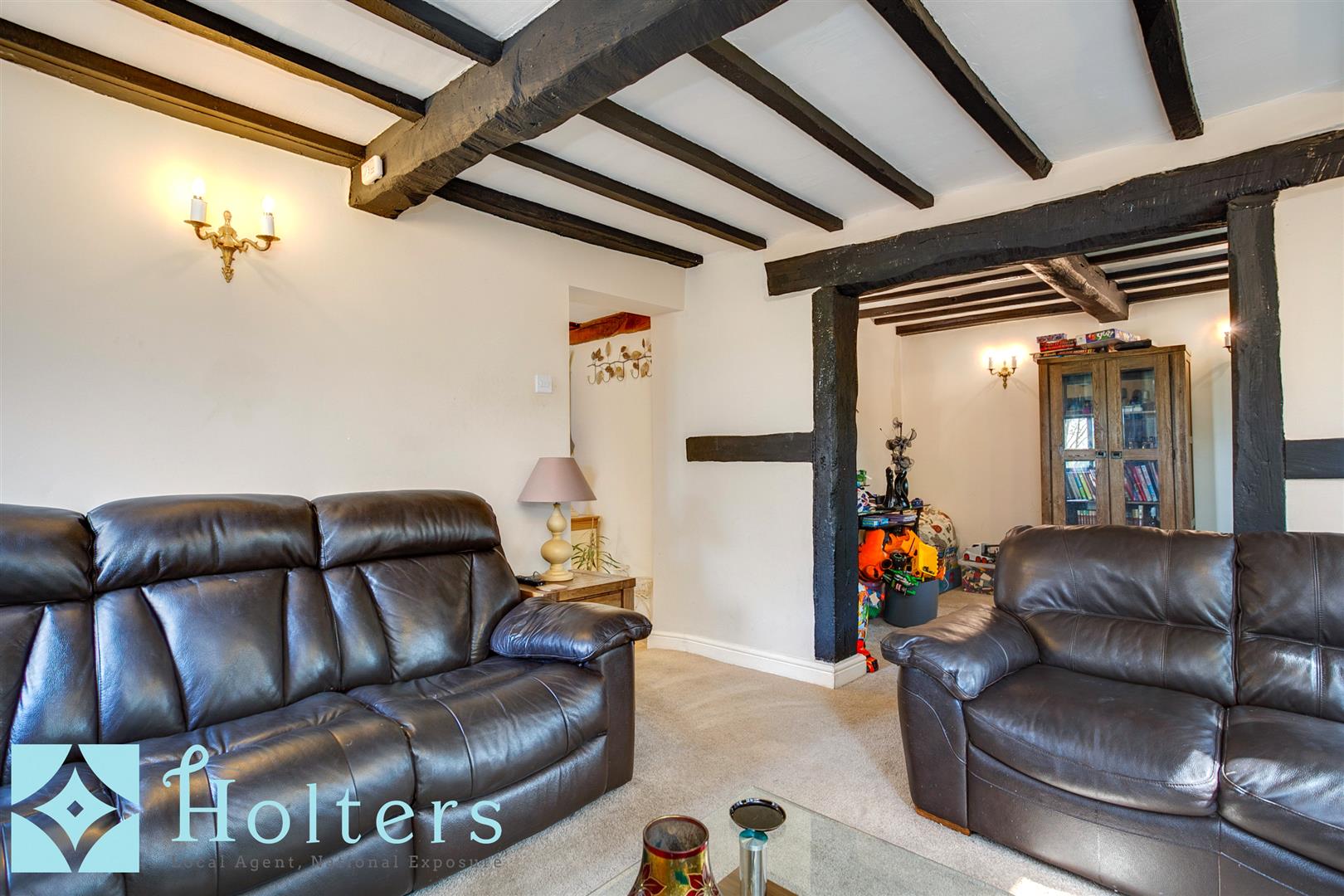 Property in Brimfield, Ludlow, Shropshire, SY8 4NY